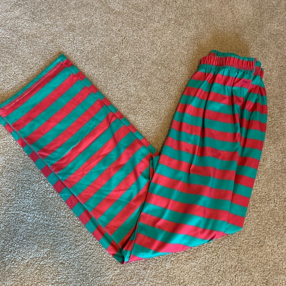 Red & Green Christmas PJ Set - Picture 5 of 7